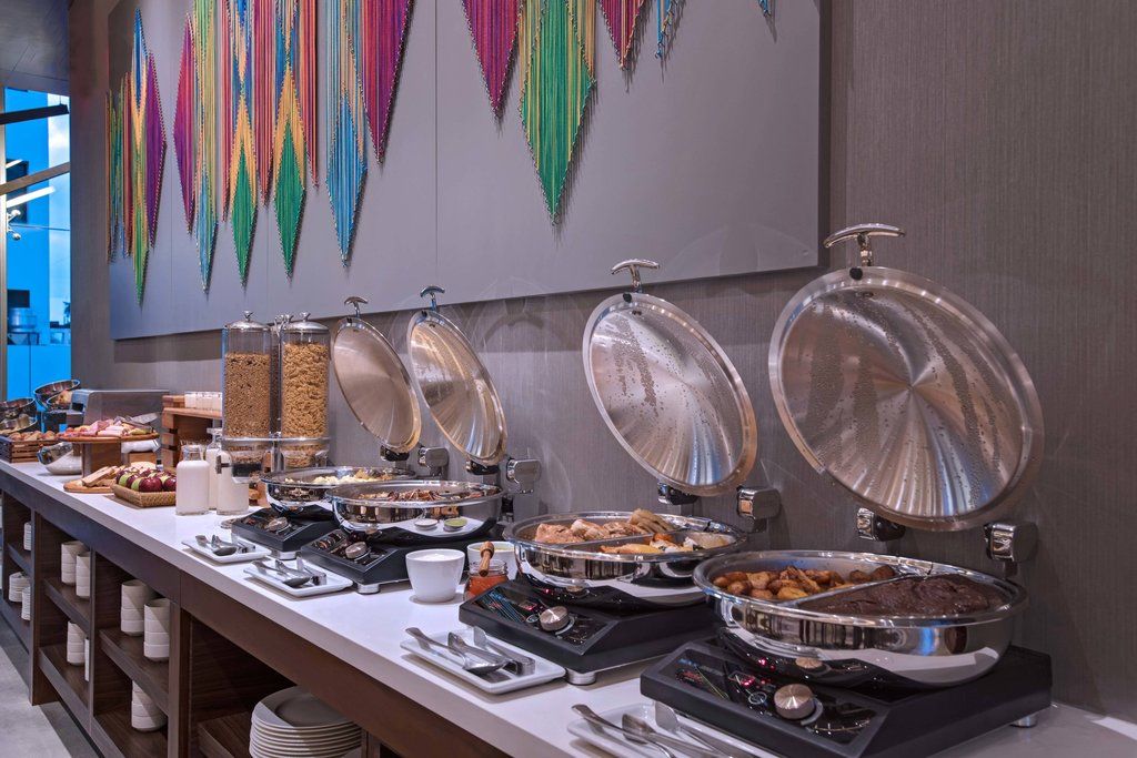 Courtyard By Marriott Guatemala City Bagian luar foto